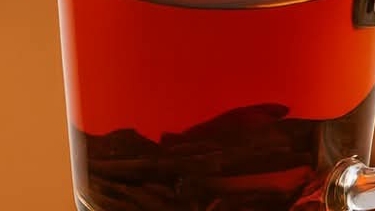 The Ancient Secret in Your Spice Rack: 18 Proven Ways Clove Tea Transforms Your Health, Metabolism, and Longevity